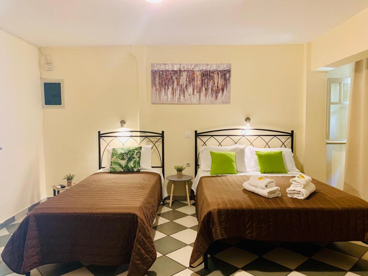 Costas Rooms Aegina Exterior foto
